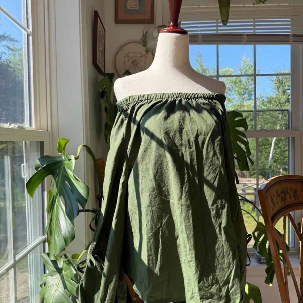 Free Assembly Olive Green Off the Shoulder Blouse Small